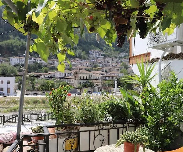 Privatunterkunft Badejani Berat