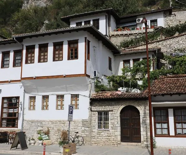 民宿 Badejani 培拉特